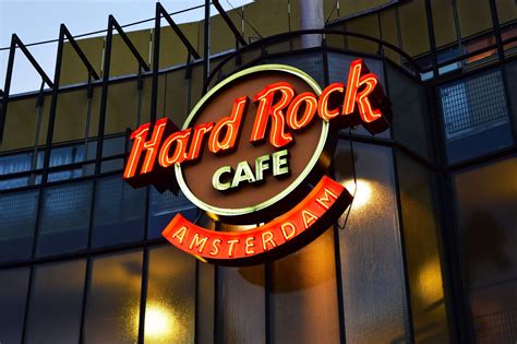hard rock cafe amsterdam shop